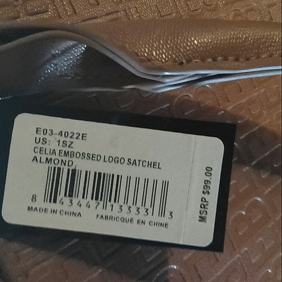 ✨Bebe handbag  NWT xx Celia embossed logo cross satchel almond - Picture 5 of 5